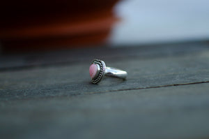 Queen Conch Heart Ring - Size 7.5
